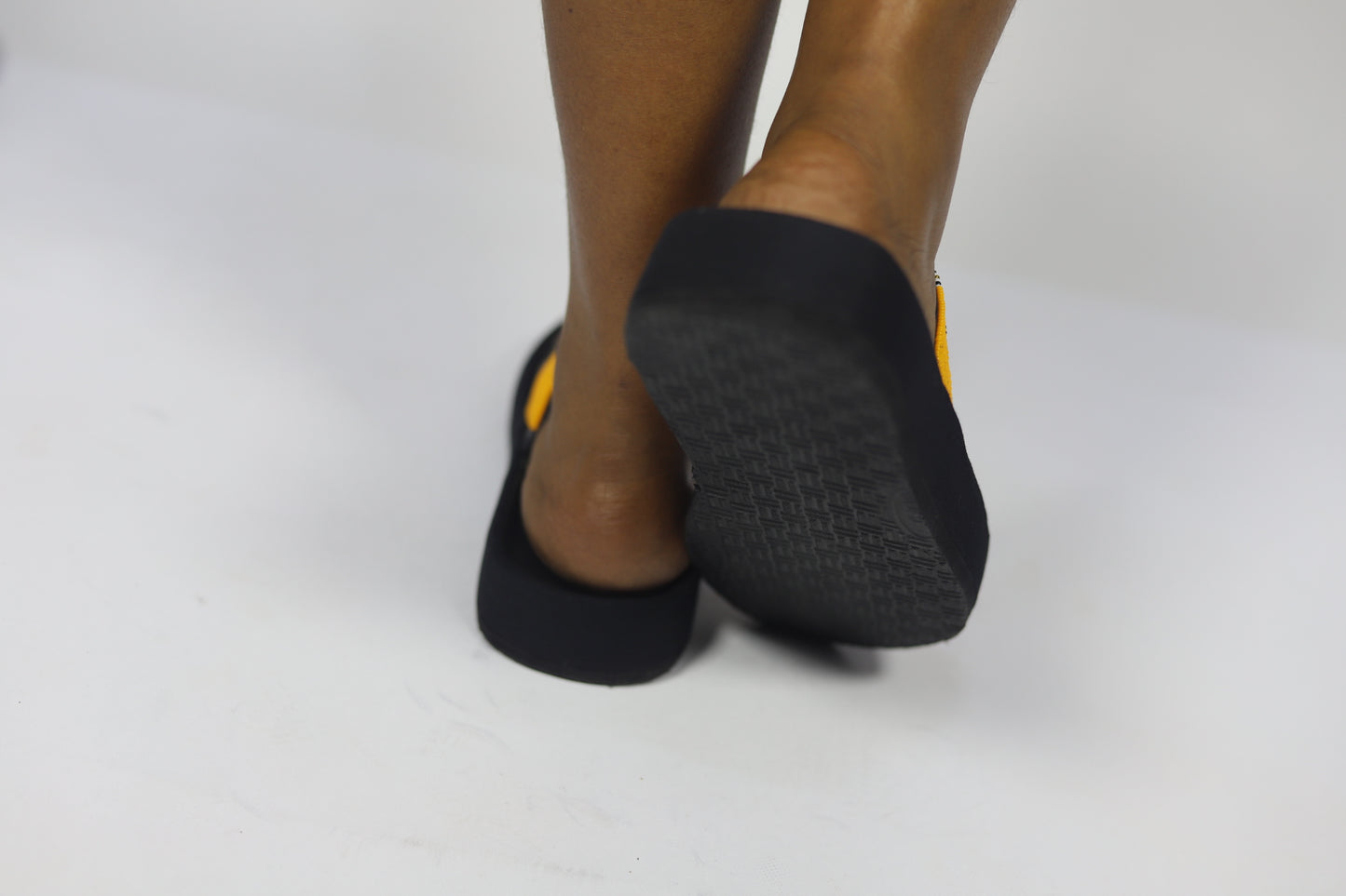 Impano sandals
