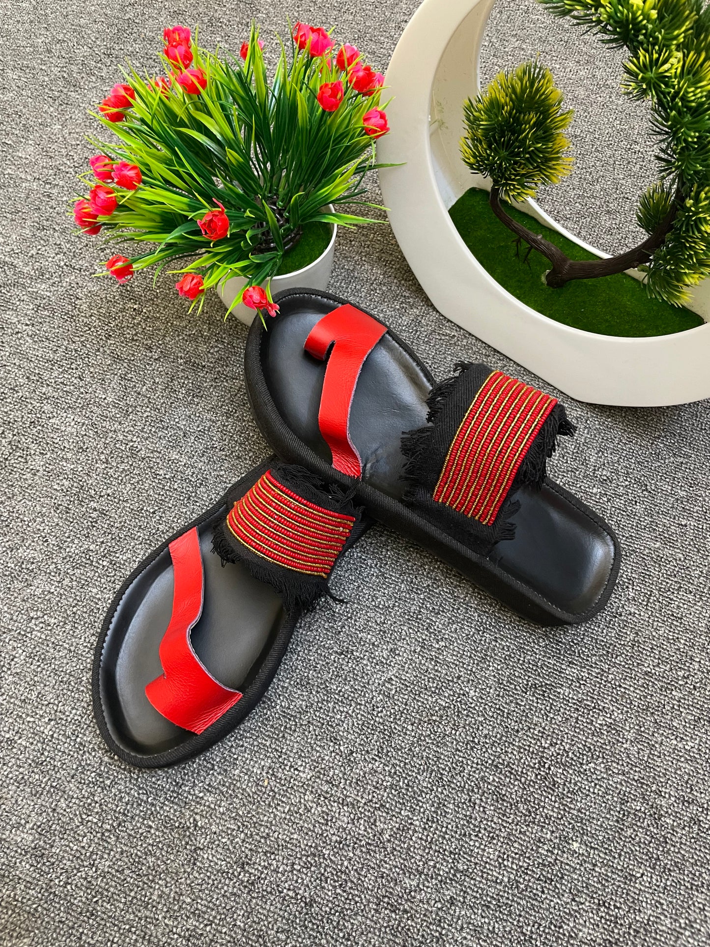 Impano sandals