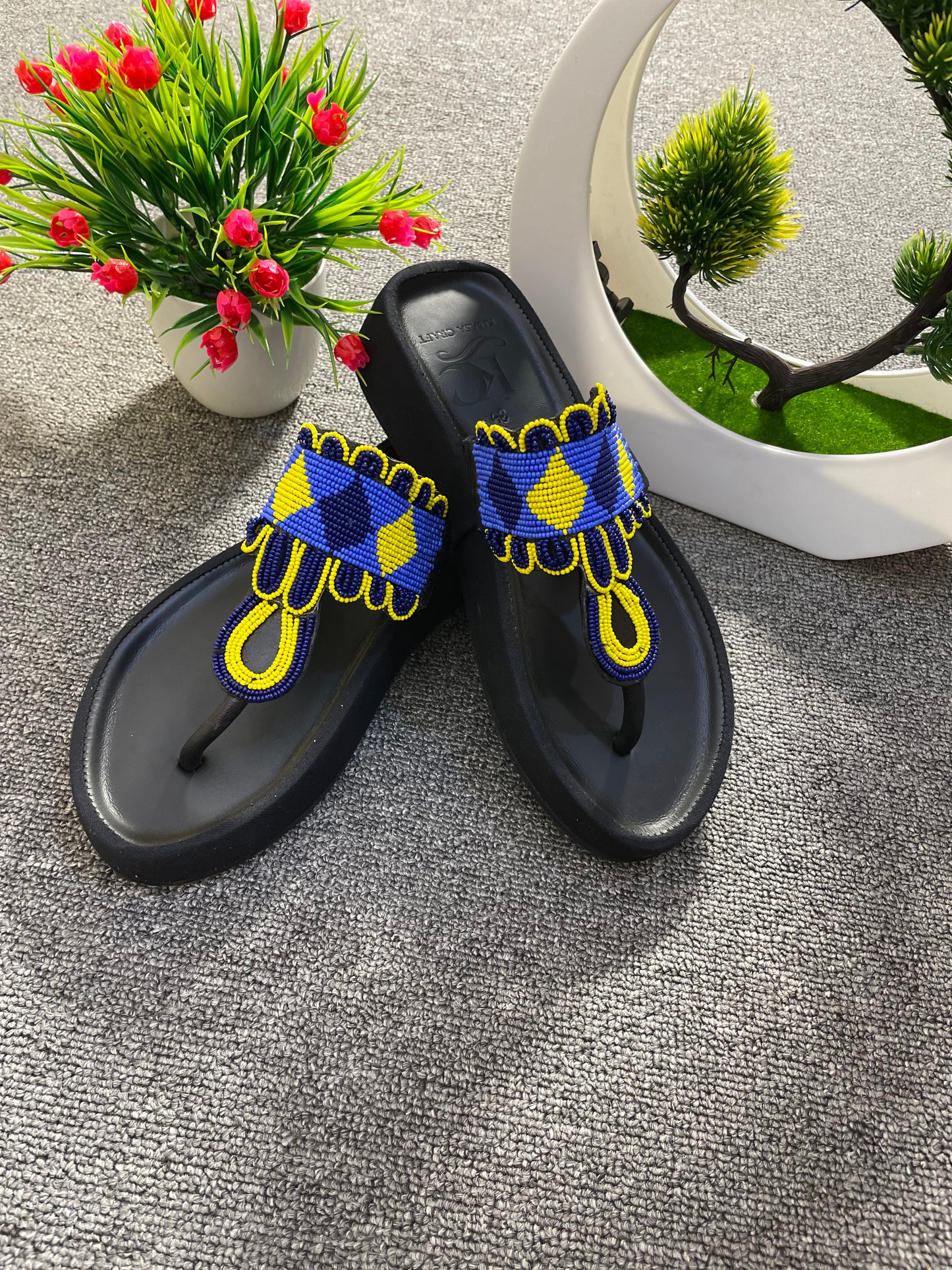 Impano sandals